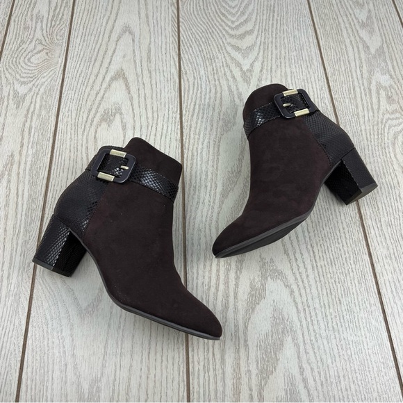 Karen Scott Women's Ivyy Mixed-Media Booties 7M Chocolate Brown $70 - Picture 3 of 9